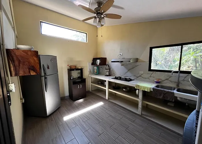 3-bedroom In Tamarindo Apartamento Garita
